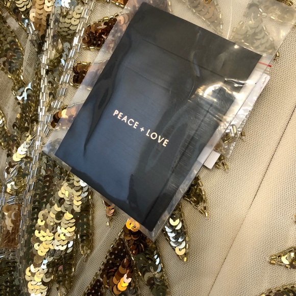 CCO MISSGUIDED EMBELLISHED SEQUIN WRAP MINI DRESS - Picture 4 of 8